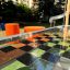 Bàn HPL Bench Chess and ludo game ngoài trời với mặt bàn cờ caro đen cam sáng bóng.